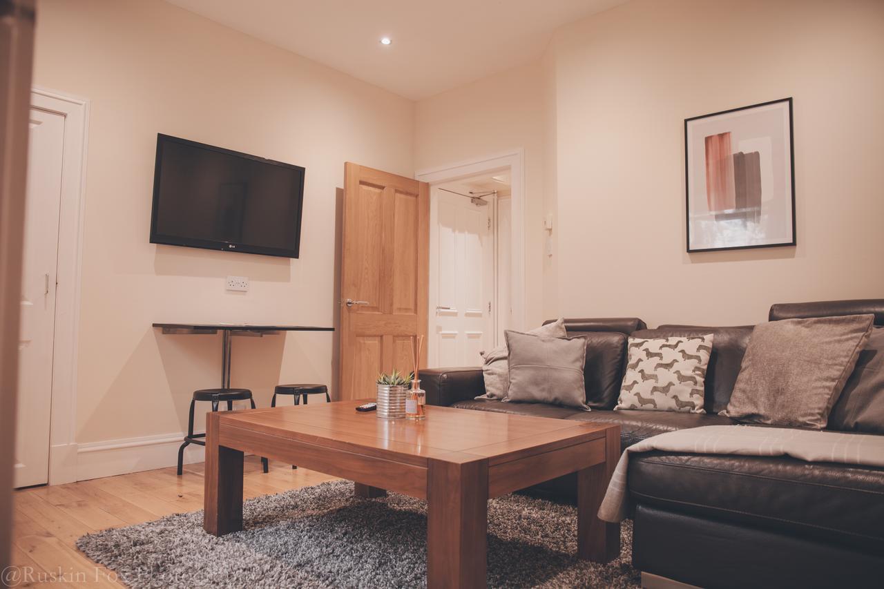 Apartment A Aberdeen Bagian luar foto